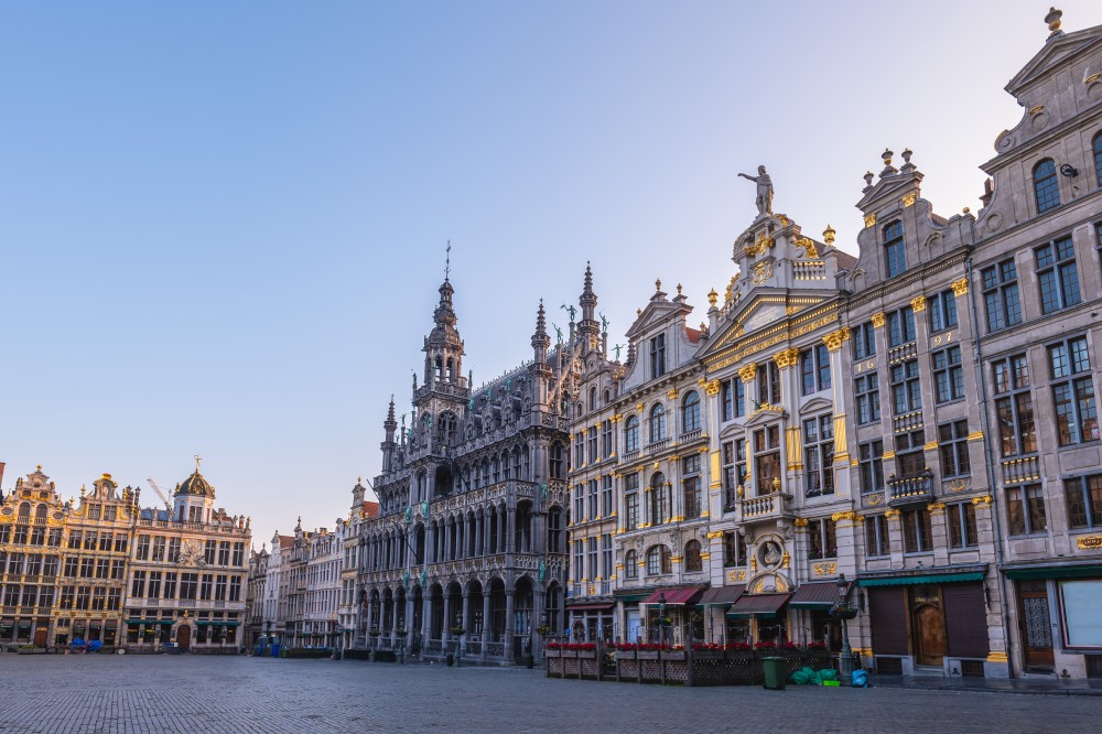 כמה כסף צריך לבריסל